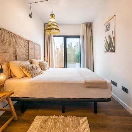 Beach Family By Holidayshome